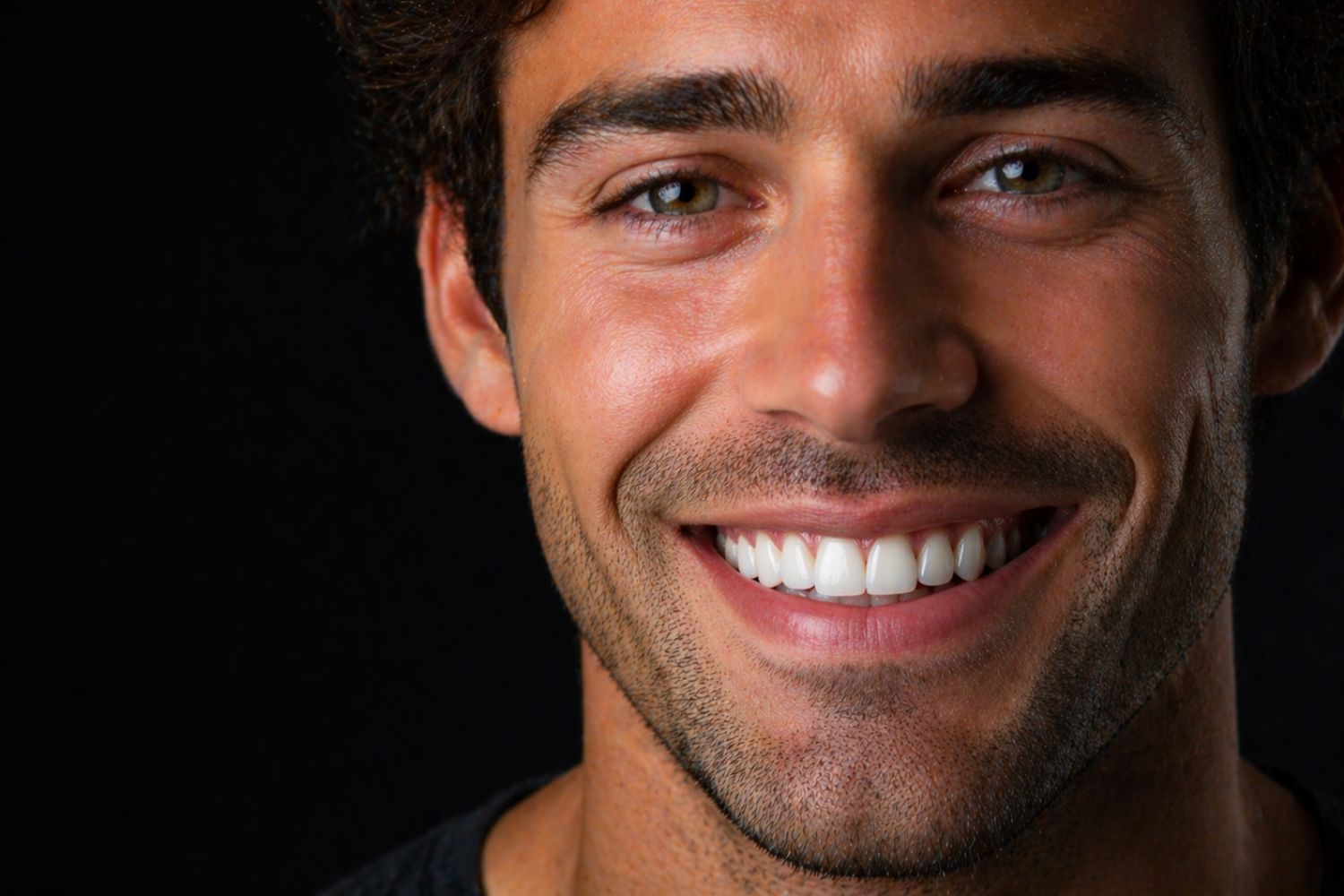 blanqueamiento-dental-en-viladecans-clinica-pentadental